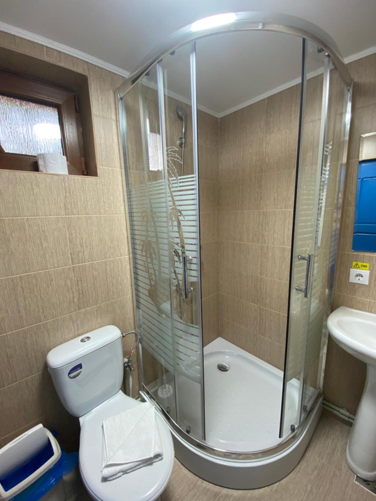 Casuta Tivadar Hotel Breb ภายนอก รูปภาพ